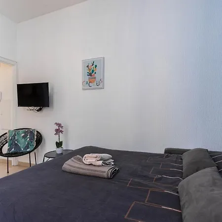 Apartment Superbe Hyper Centre Immeuble Standing Nice