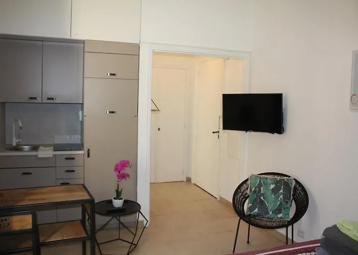 Superbe Hyper Centre Immeuble Standing *